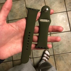 Medium/Large Apple Watch wrist band (olive green)